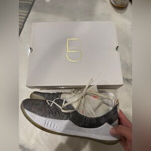 Steph curry basketball shoes